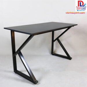 Bàn Gaming chữ K full đen
